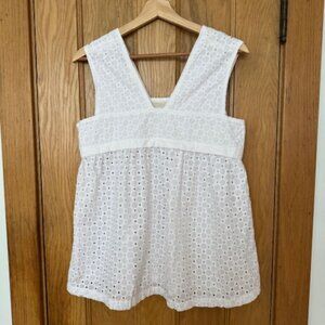 Formidable DAR handmade clothing, size S, white